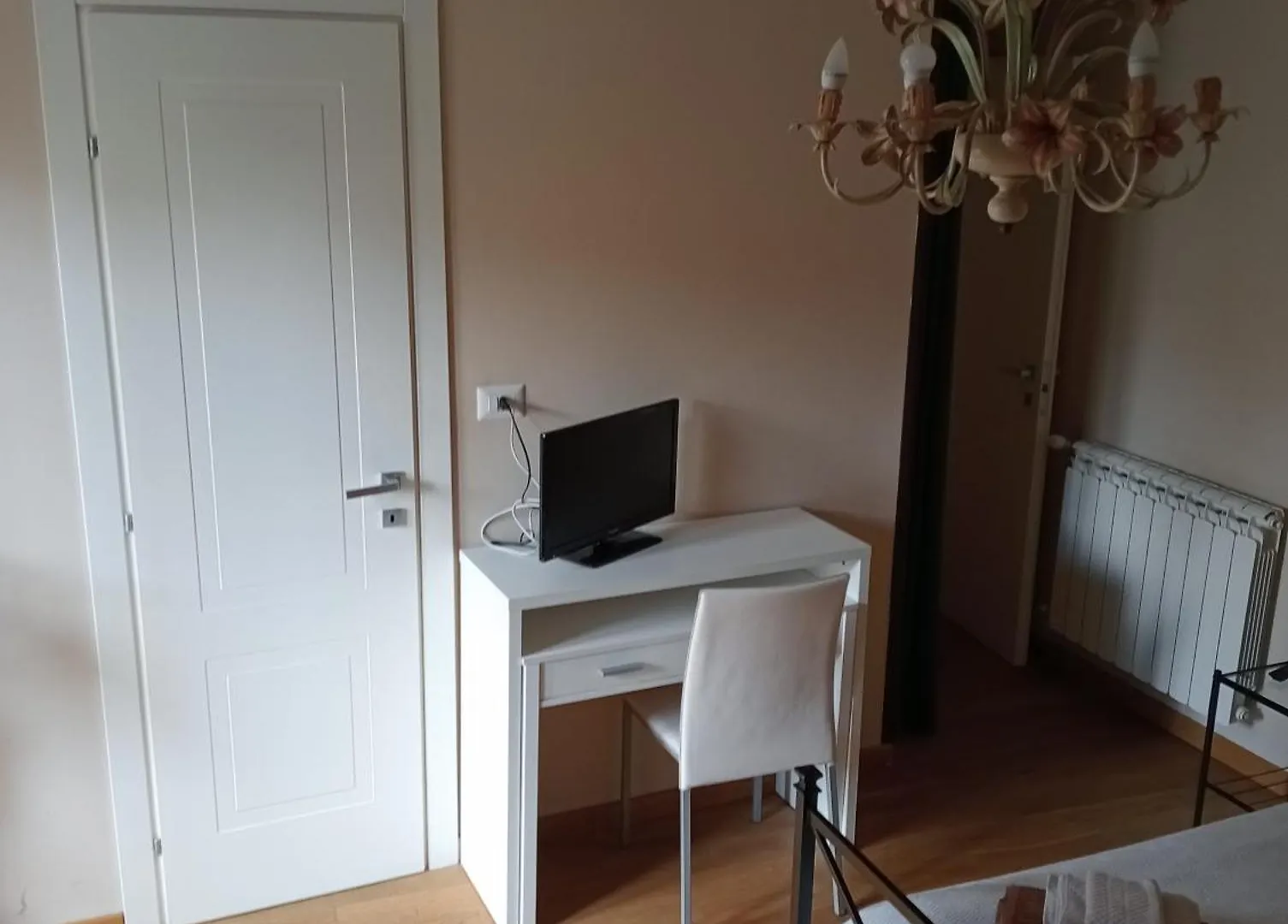 מונטאלבאנו אליקונה San Nicolo Holiday Home 0*, מונטאלבאנו אליקונה איטליה